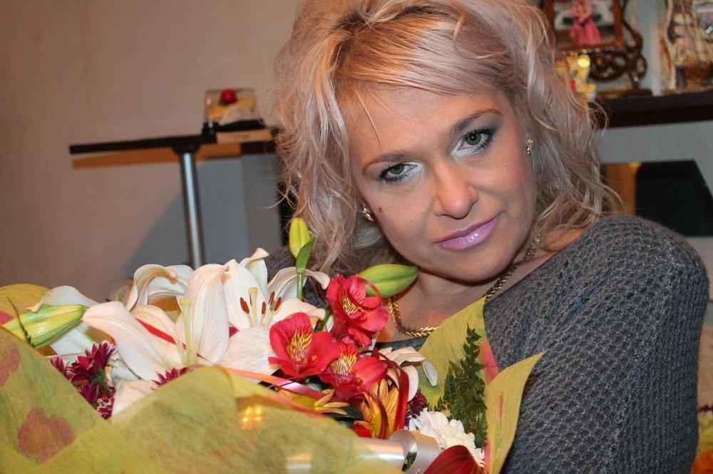 Ева