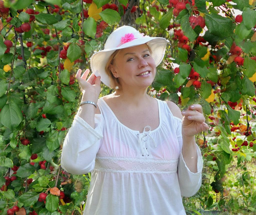 Полина