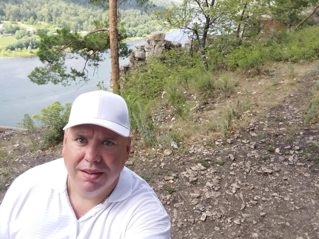 Геннадий