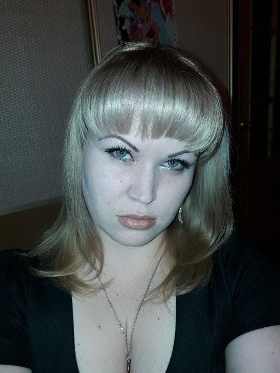 Оленька