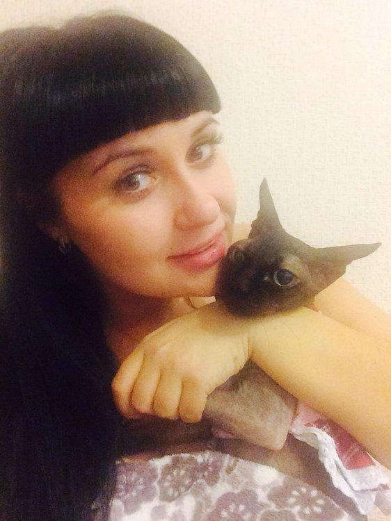 Оленька