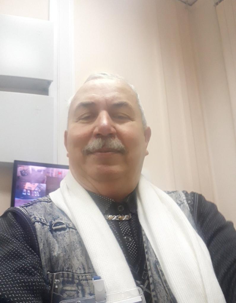 Александр