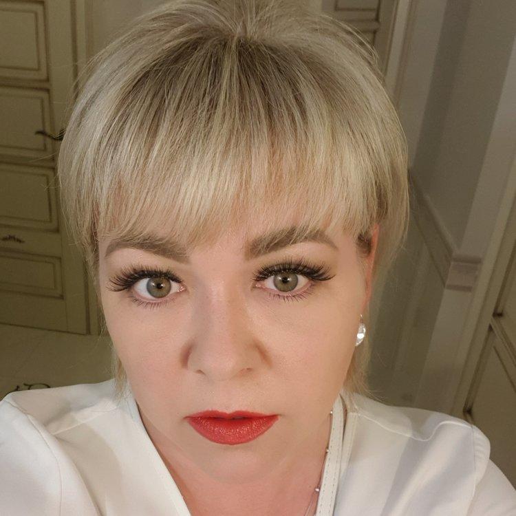 Анюта