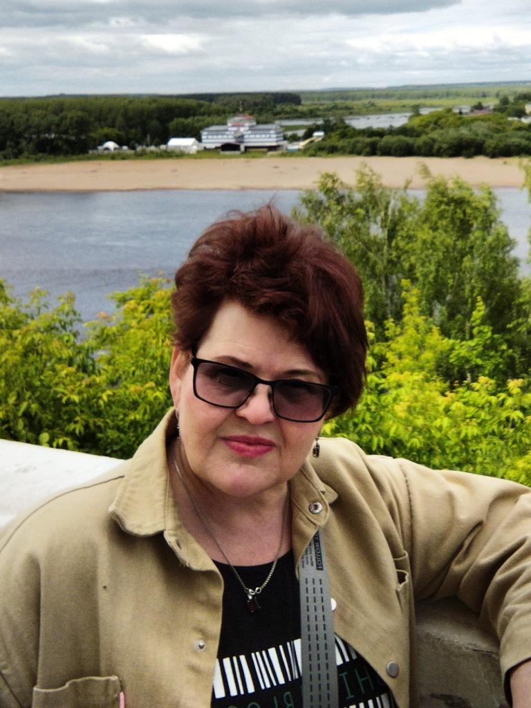 Женщина