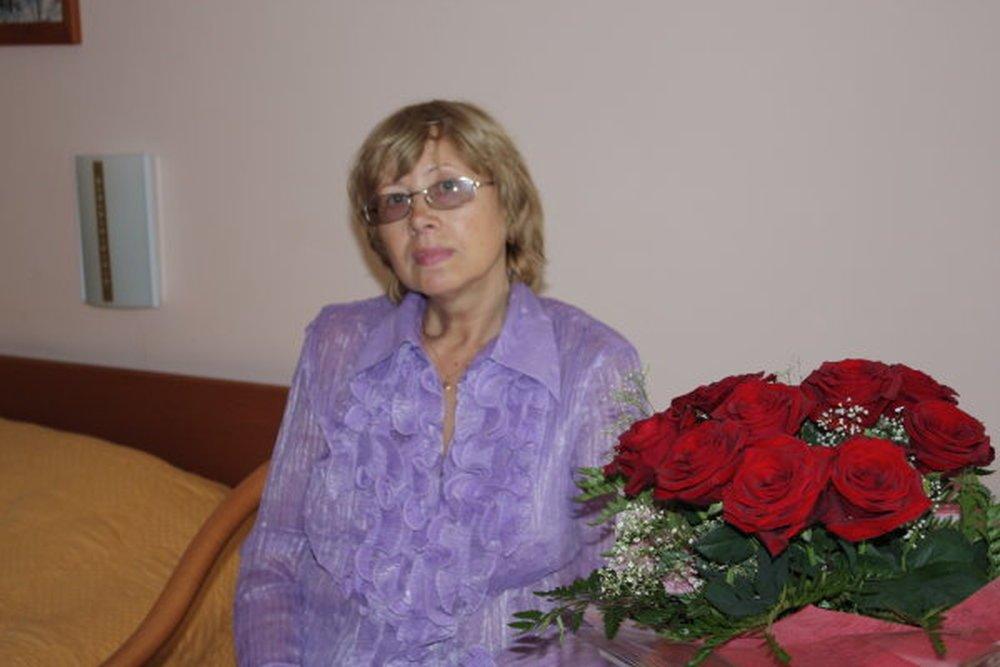 Надюша