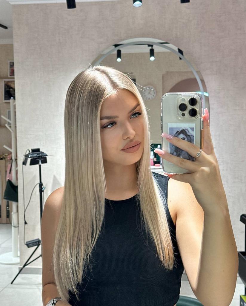 Алина