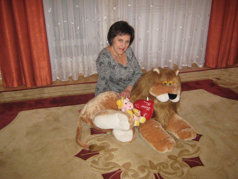 Надежда Косова