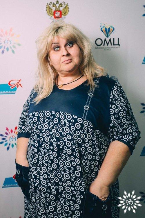 Елена Счастливая
