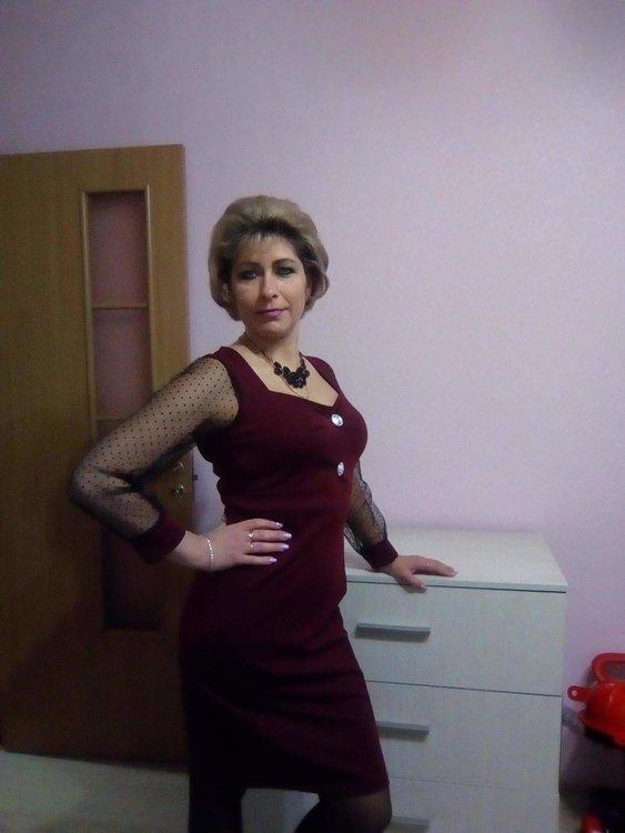 Натали Попова