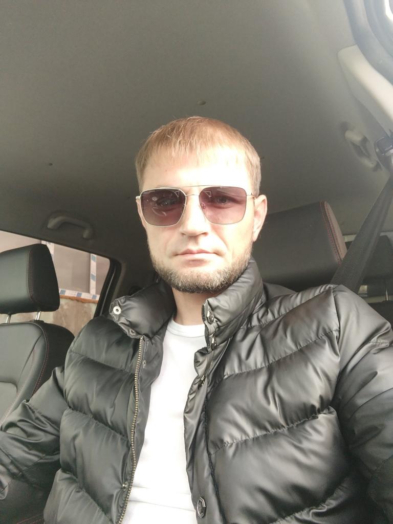 Максим