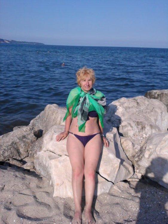 Любовь Попова