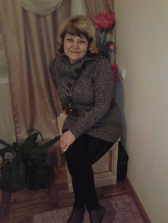 Надежда Попова