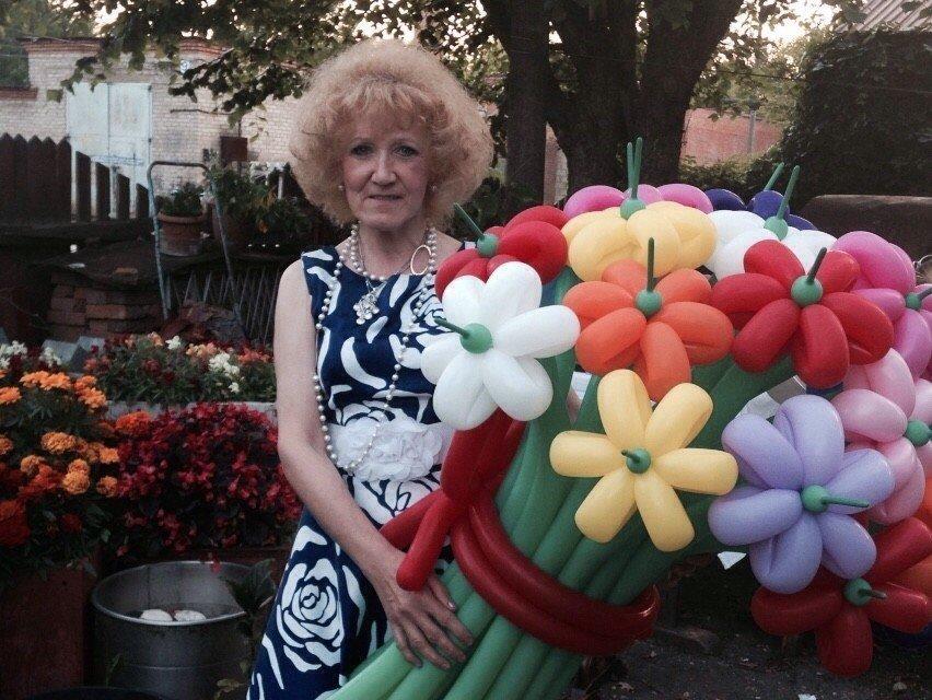 Елена Анохова